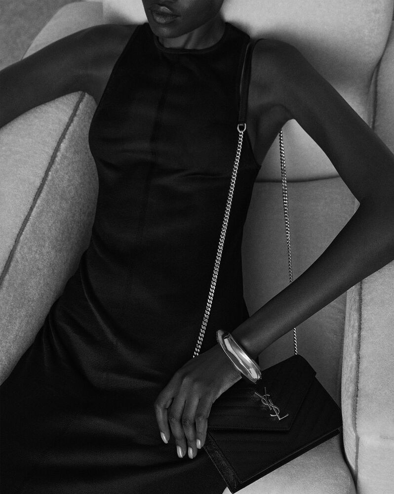 CASSANDRE envelope chain wallet in lambskin