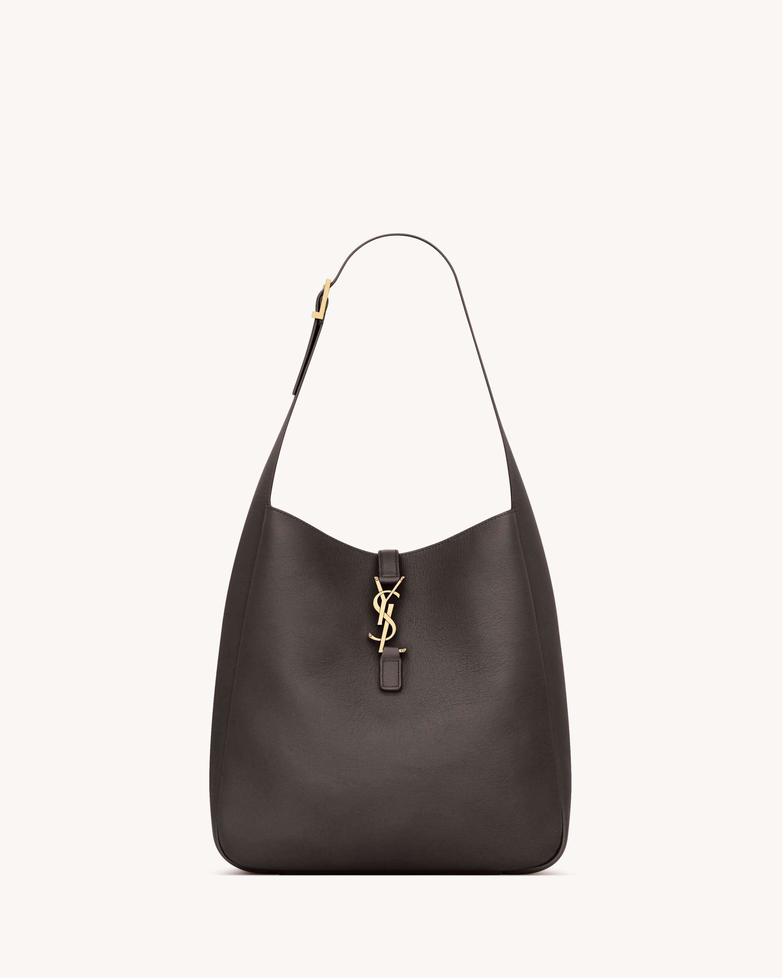 LE 5 À 7 supple large in grained leather