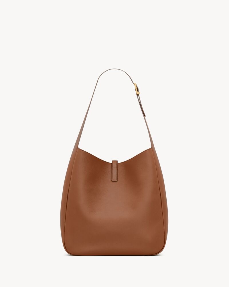 LE 5 À 7 supple LARGE in grained leather