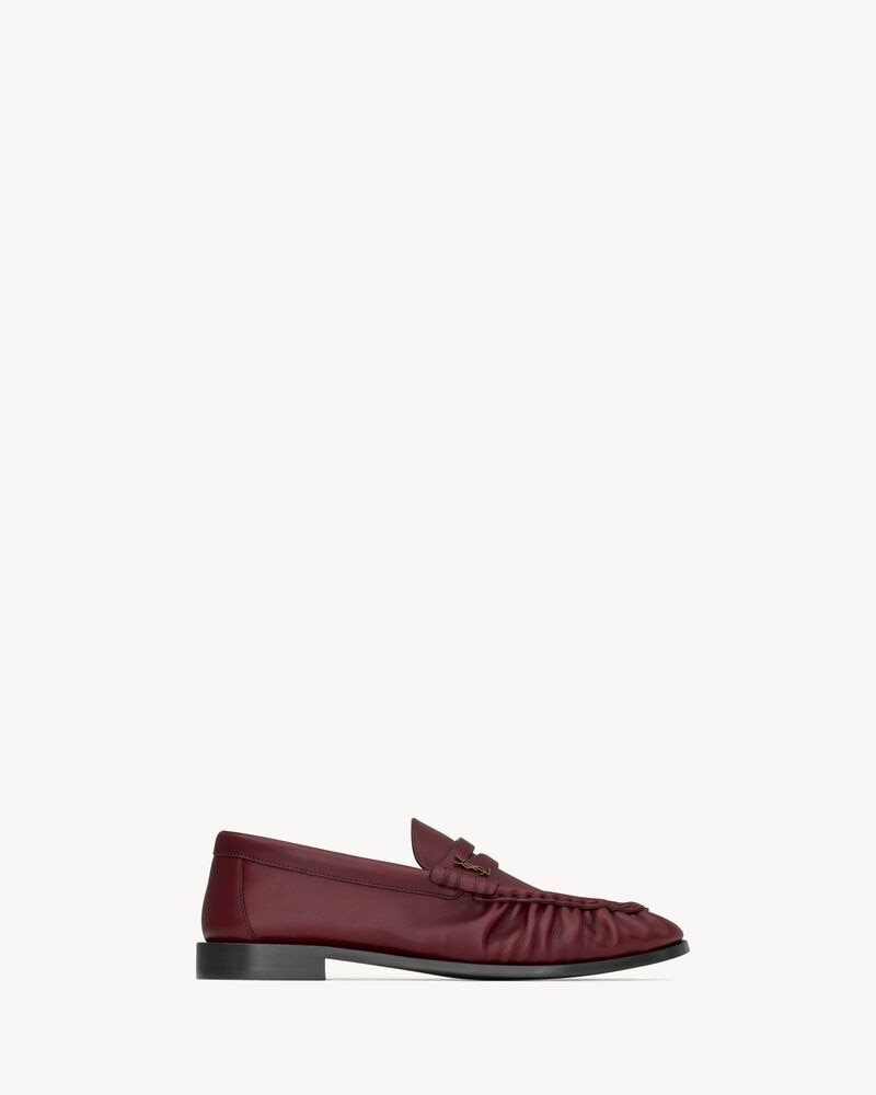 LE LOAFER supple in smooth leather