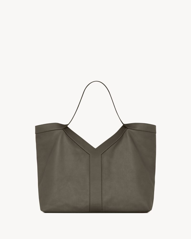 Y Large tote in smooth leather