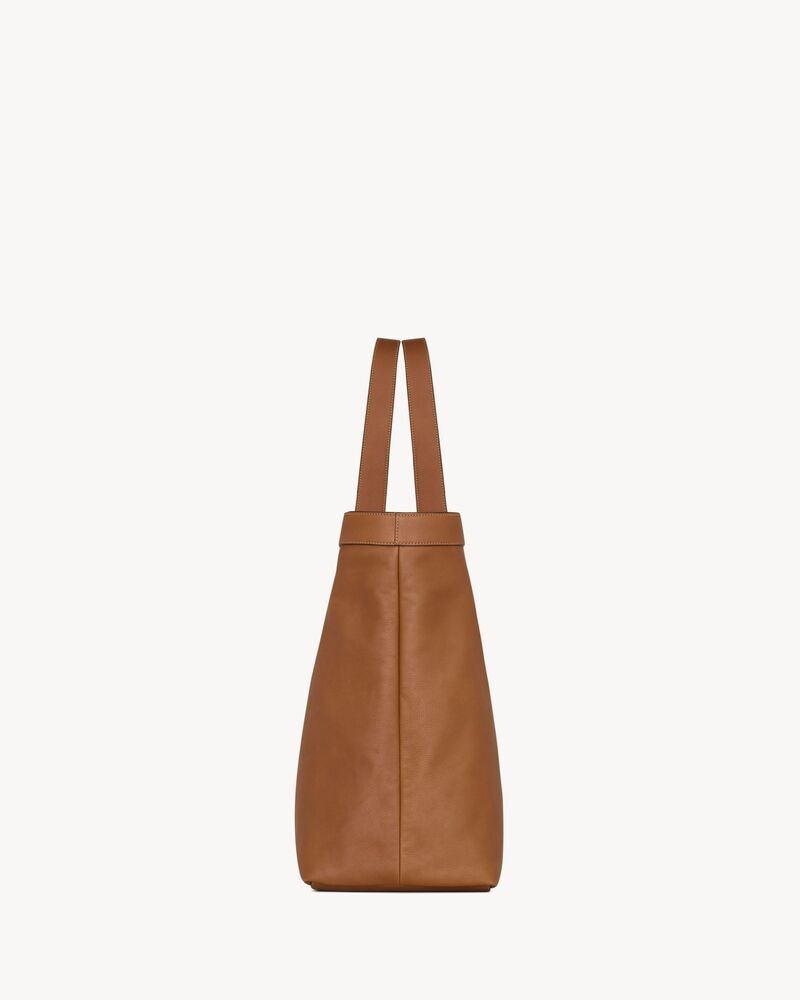 Y Large tote in leather
