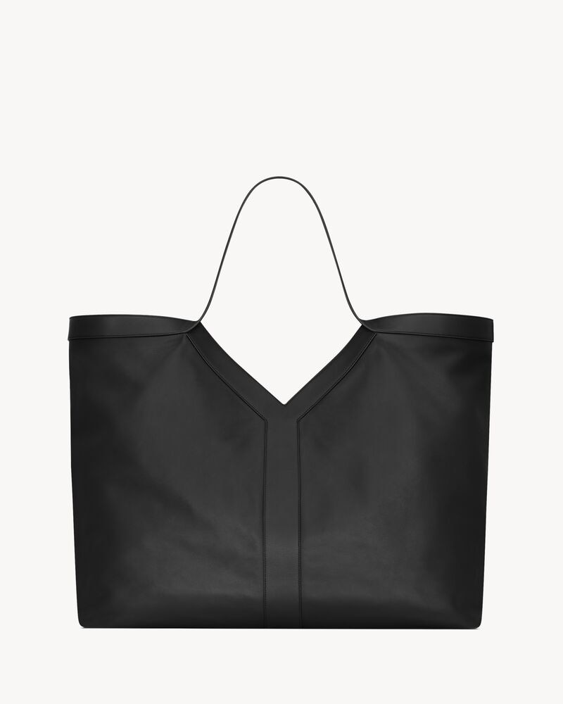 Y maxi tote in grained leather