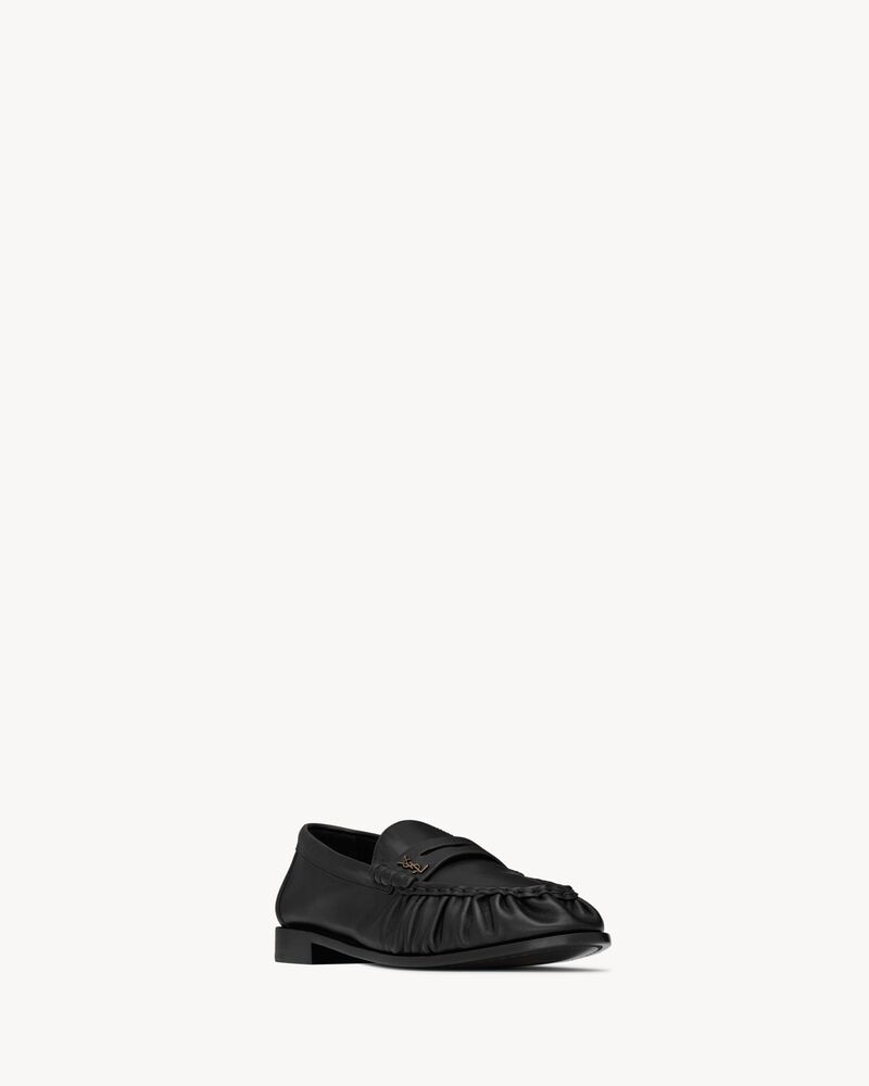 LE LOAFER supple in matte leather