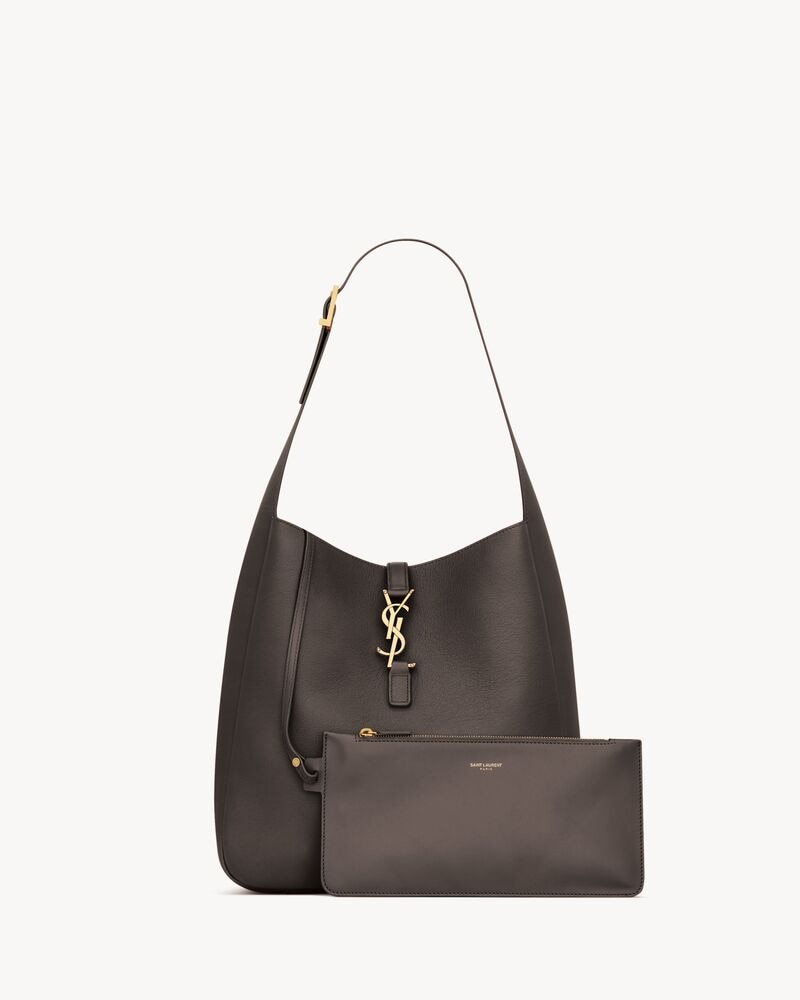 LE 5 À 7 supple large in grained leather