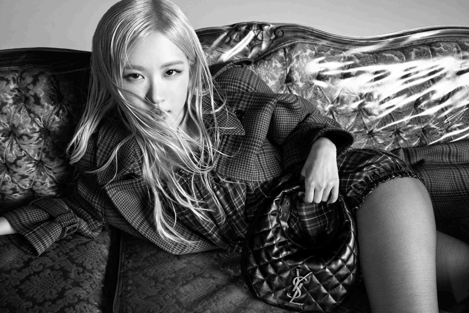 Women Campaign > Fall/Winter 25 > Single 8